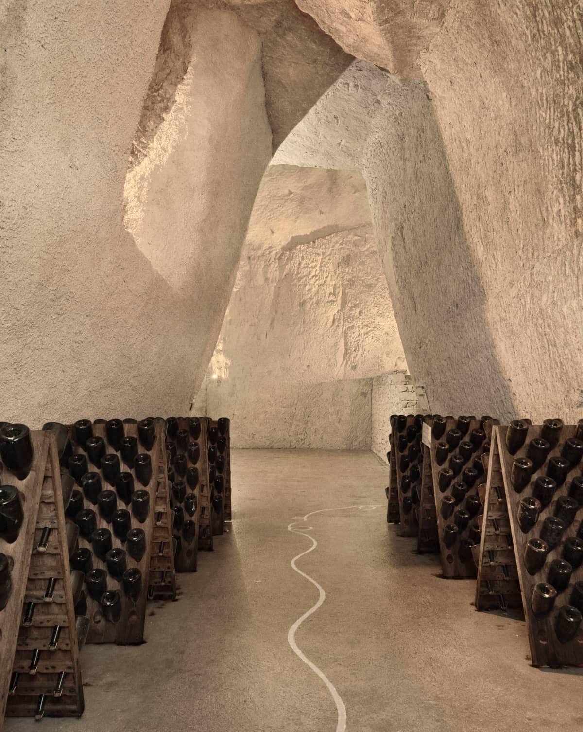 🍾 메종 루이나르 (Maison Ruinart)